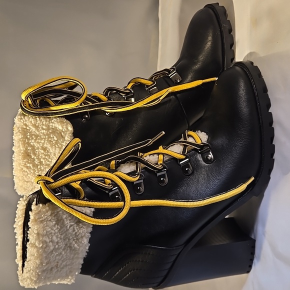 FOREVER21 Faux Leather & Faux Shearling Ankle Boots Black Women’s Size 7 (EU38) - Picture 5 of 16